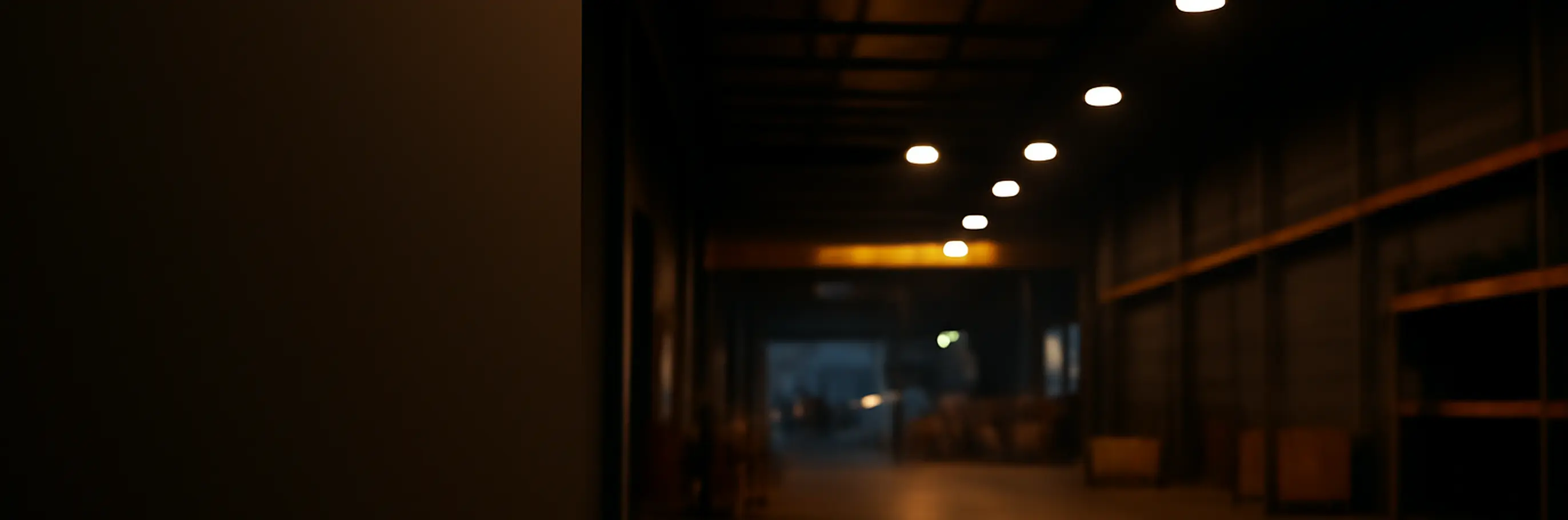 Priemyselné trojpólové spínače: Spoľahlivé riešenie pre bezpečné riadenie elektrických obvodov